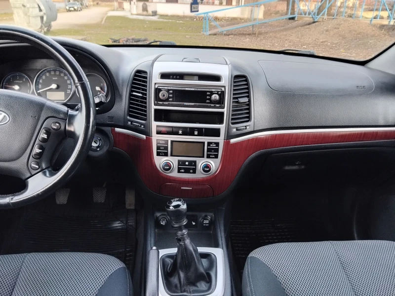 Hyundai Santa fe 2.2, снимка 14 - Автомобили и джипове - 49460859