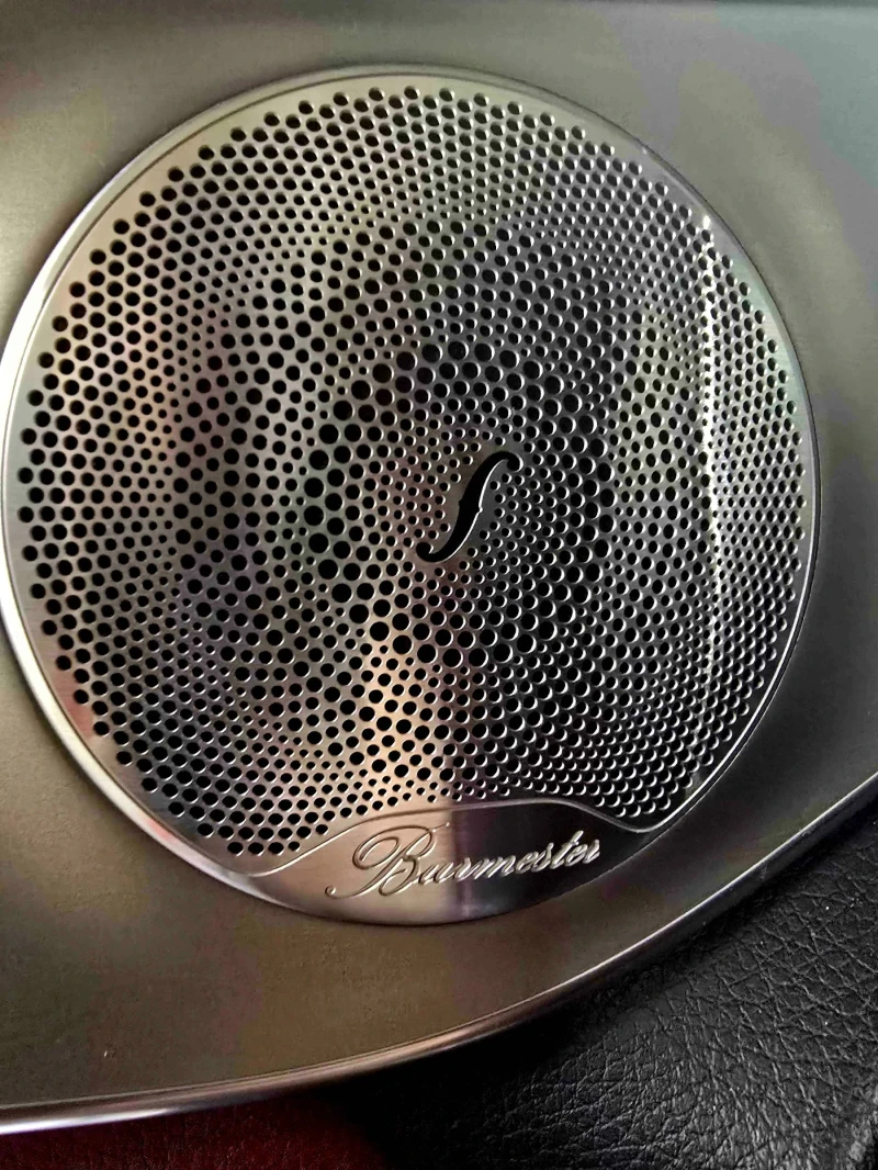 Mercedes-Benz GLC 400 330кс, 20&#39; AMG 43, ПАНОРАМА, 4-MATIC, 360 КАМЕ, снимка 10 - Автомобили и джипове - 52640953