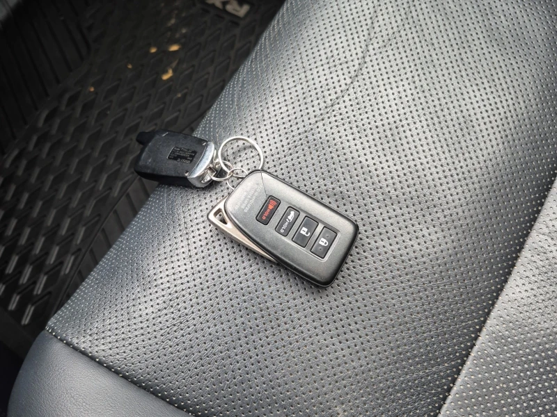 Lexus RX 350 * * CARFAX * * АВТО КРЕДИТ * * , снимка 9 - Автомобили и джипове - 52458130