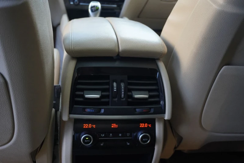 BMW X6 3.5i, снимка 10 - Автомобили и джипове - 52503462