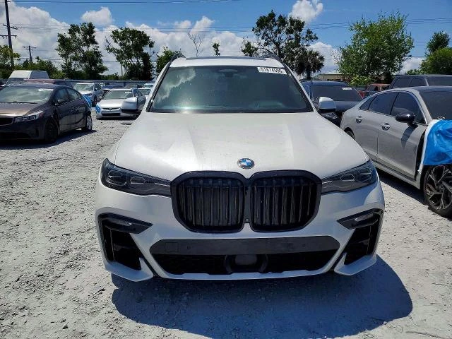 BMW X7 XDRIVE M50i / 7 МЕСТА / M-SPORT / ЛИЗИНГ, снимка 5 - Автомобили и джипове - 54656269
