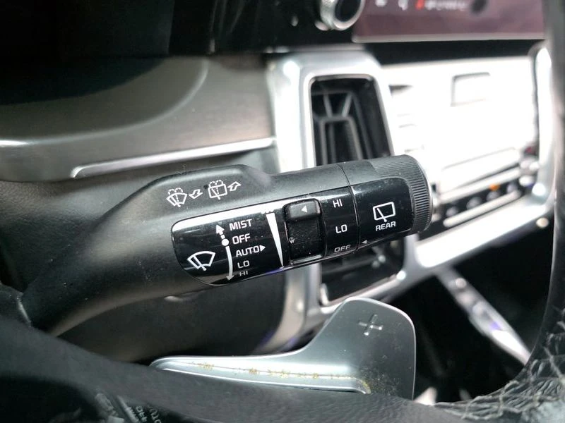 Kia Sorento Diesel 2.2 4WD| 360| DIST| ОБДУХ| DIGITAL, снимка 15 - Автомобили и джипове - 55736734