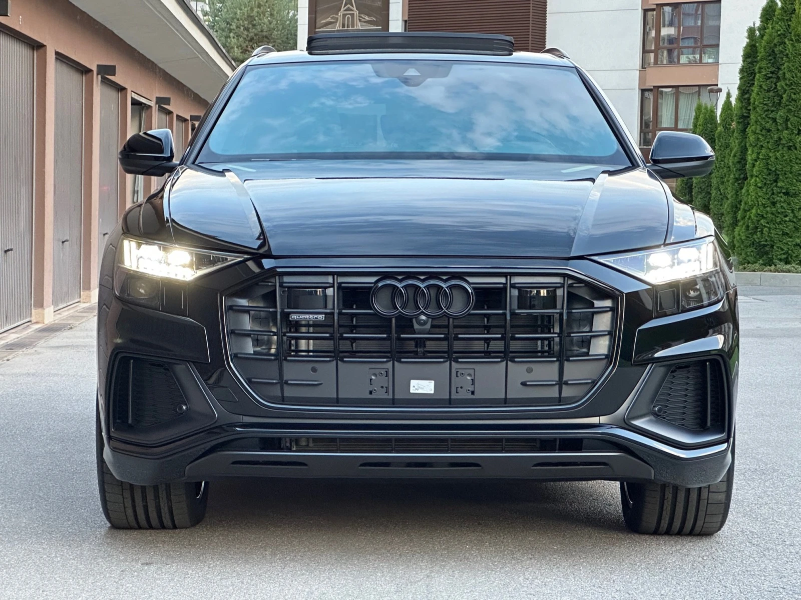 Audi Q8 50 TDI* 3xS line* MATRIX* 22"* PANO*  - изображение 2