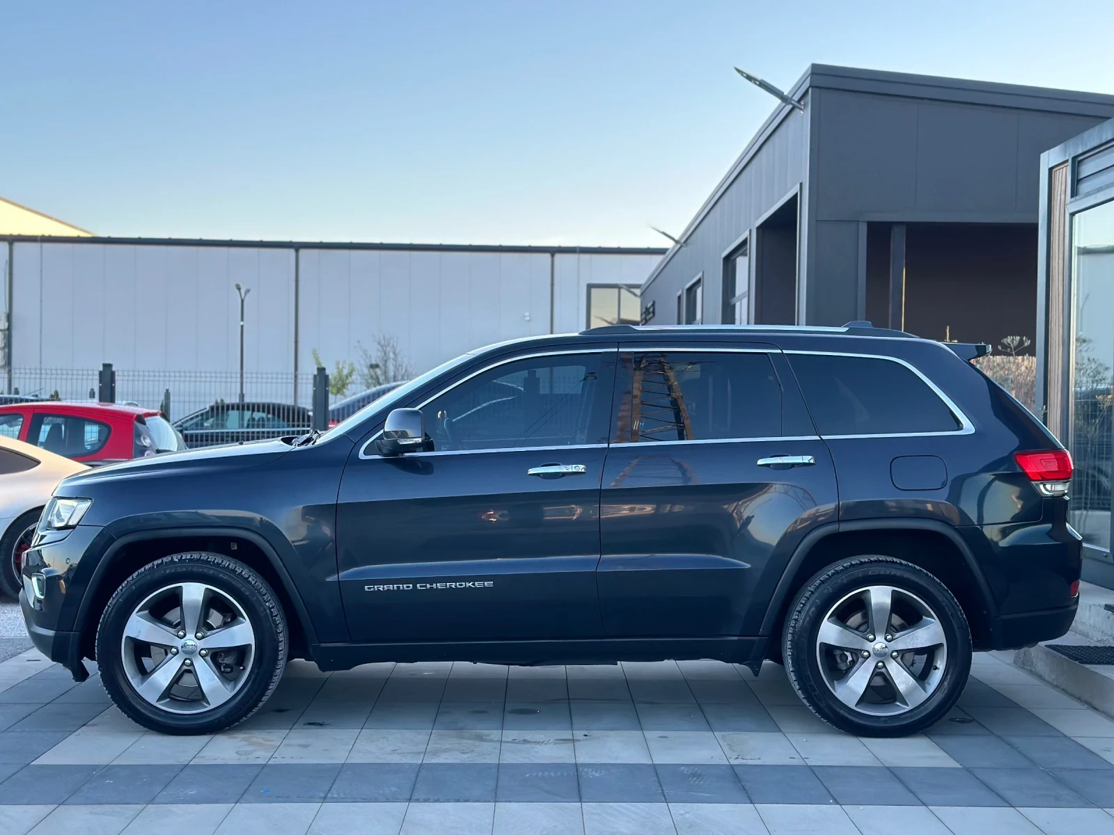 Jeep Grand cherokee * 3.0CRD* Facelift* Limited* 174000км.* СЕРВИЗНА И - изображение 6