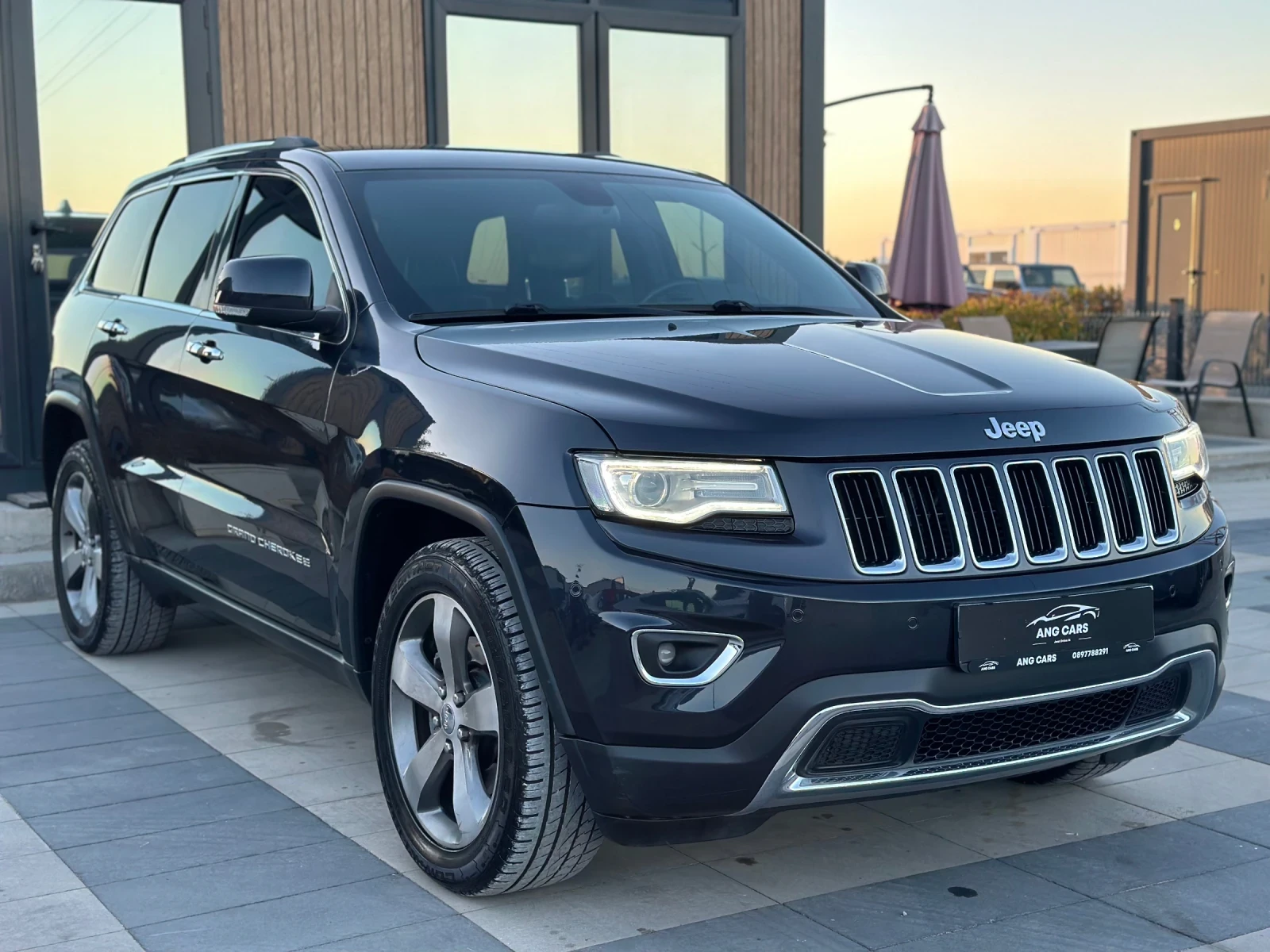 Jeep Grand cherokee * 3.0CRD* Facelift* Limited* 174000км.* СЕРВИЗНА И - изображение 2