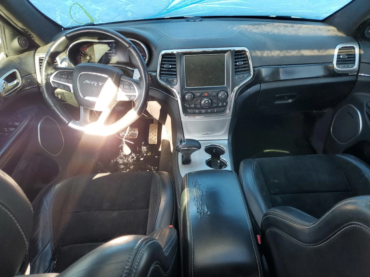 Jeep Grand cherokee SRT 6.4* PANO* ALCANTARA* ПОДГРЕВ* ОБДУХВ* LANEASS - изображение 8