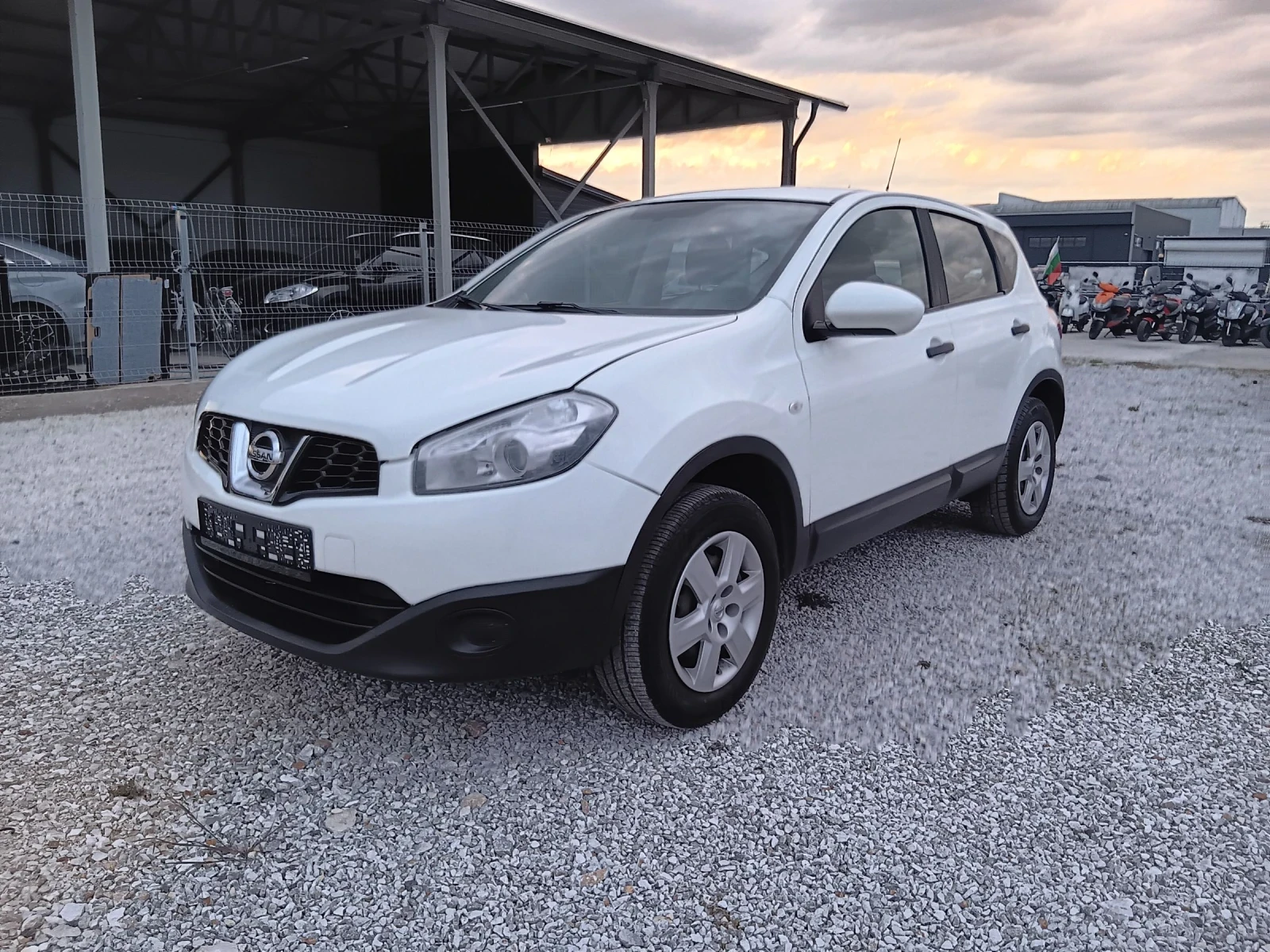 Nissan Qashqai 1.6i Facelift  - изображение 3