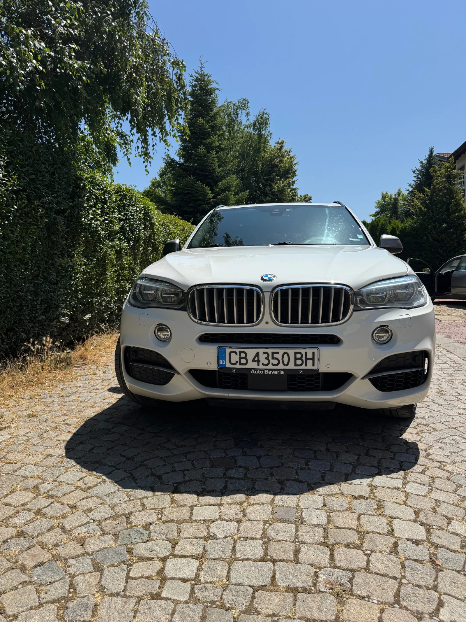BMW X5 M50d - изображение 2