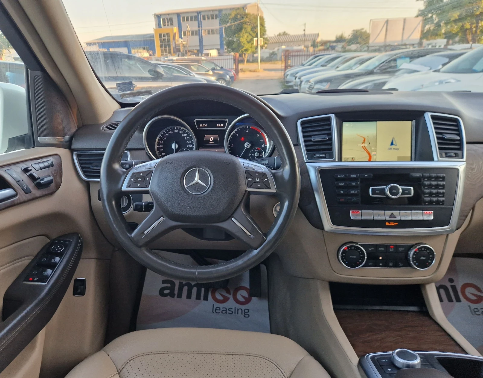 Mercedes-Benz ML 350 Регистриран /Обслужен/На Пружинни/Лизинг  - изображение 10