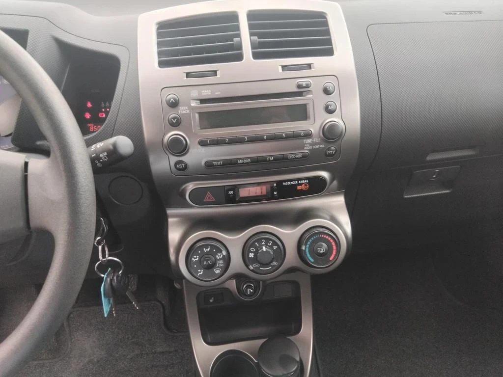 Toyota Urban Cruiser 1.4 - изображение 9