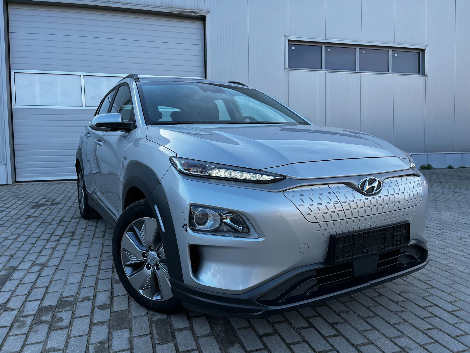 Hyundai Kona EV FASHION 64KW/h 204 k.�. SOH-100% ����� ����� | Mobile.bg � ����������� 2