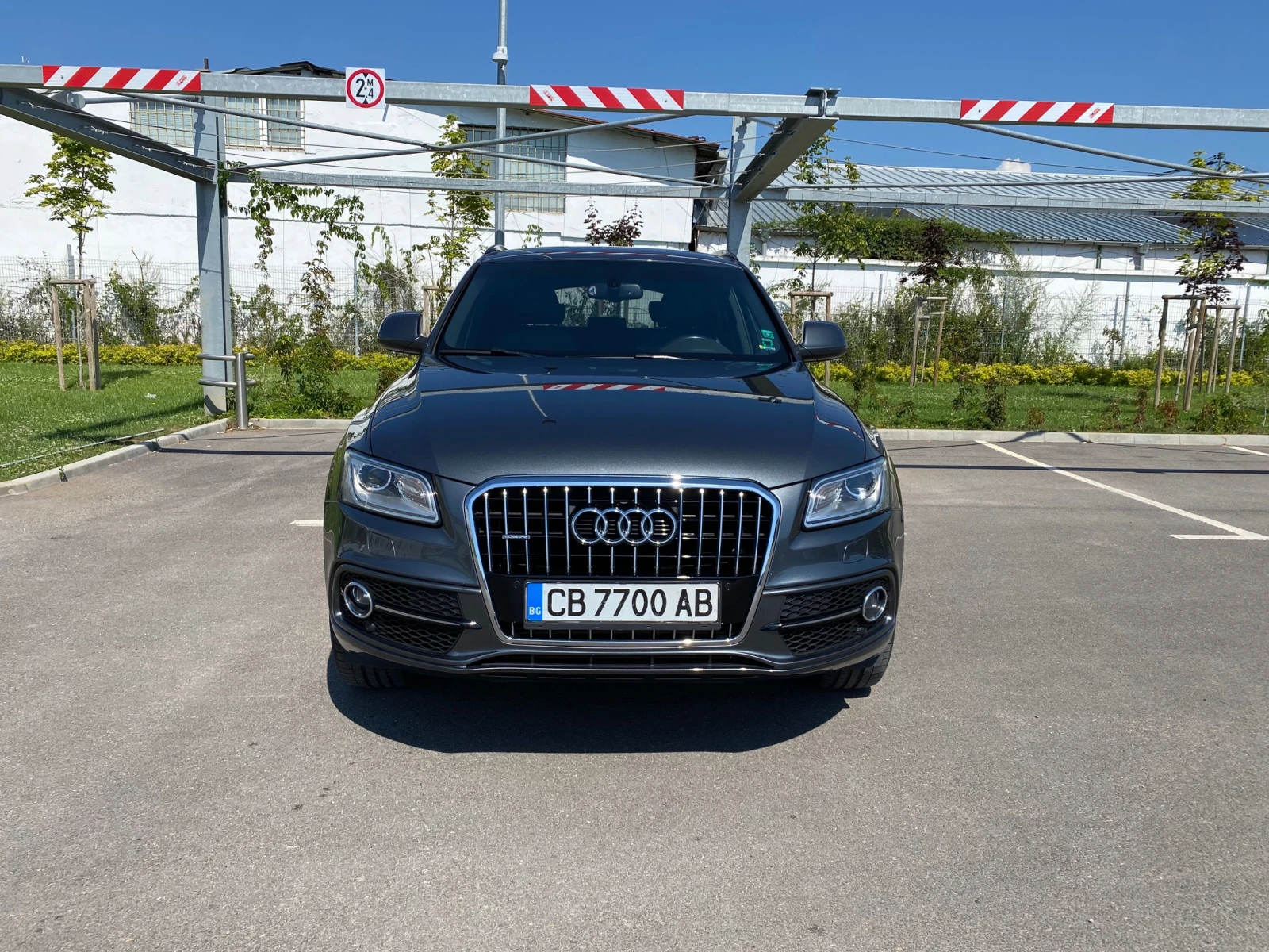 Audi Q5 2.0 TDI S-LINE