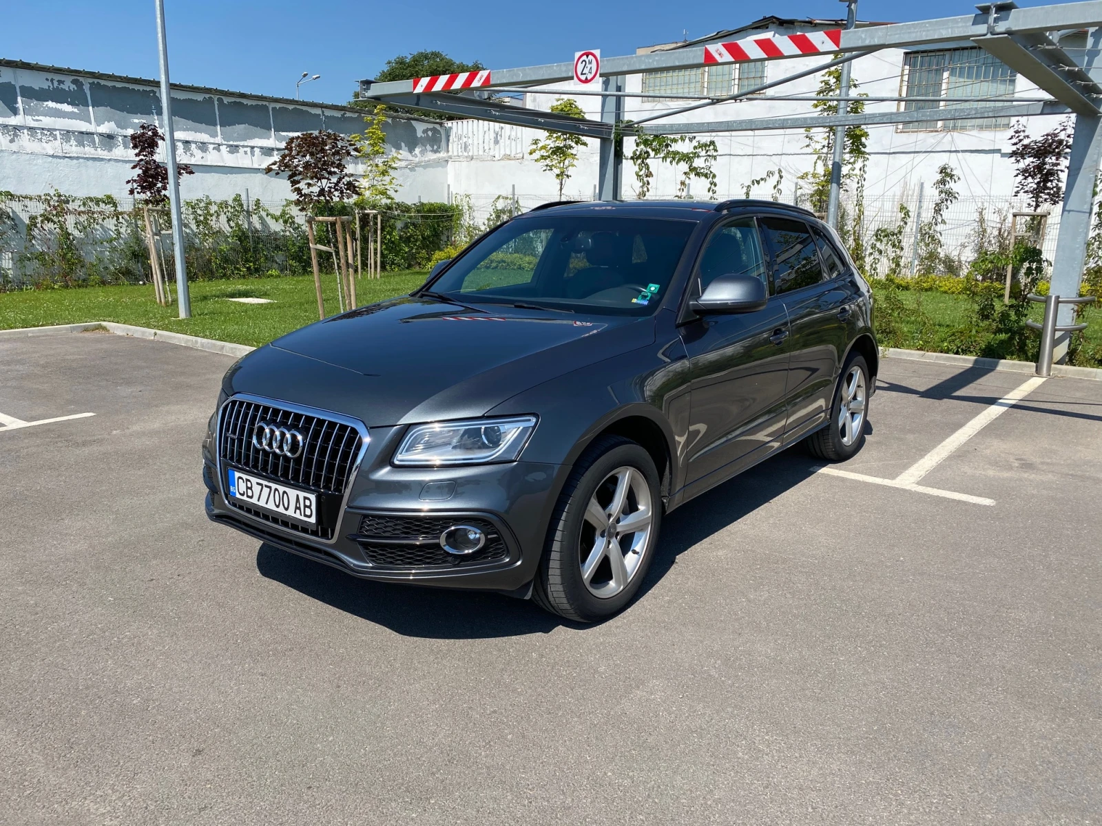 Audi Q5 2.0 TDI S-LINE, снимка 2 - Автомобили и джипове - 53719250
