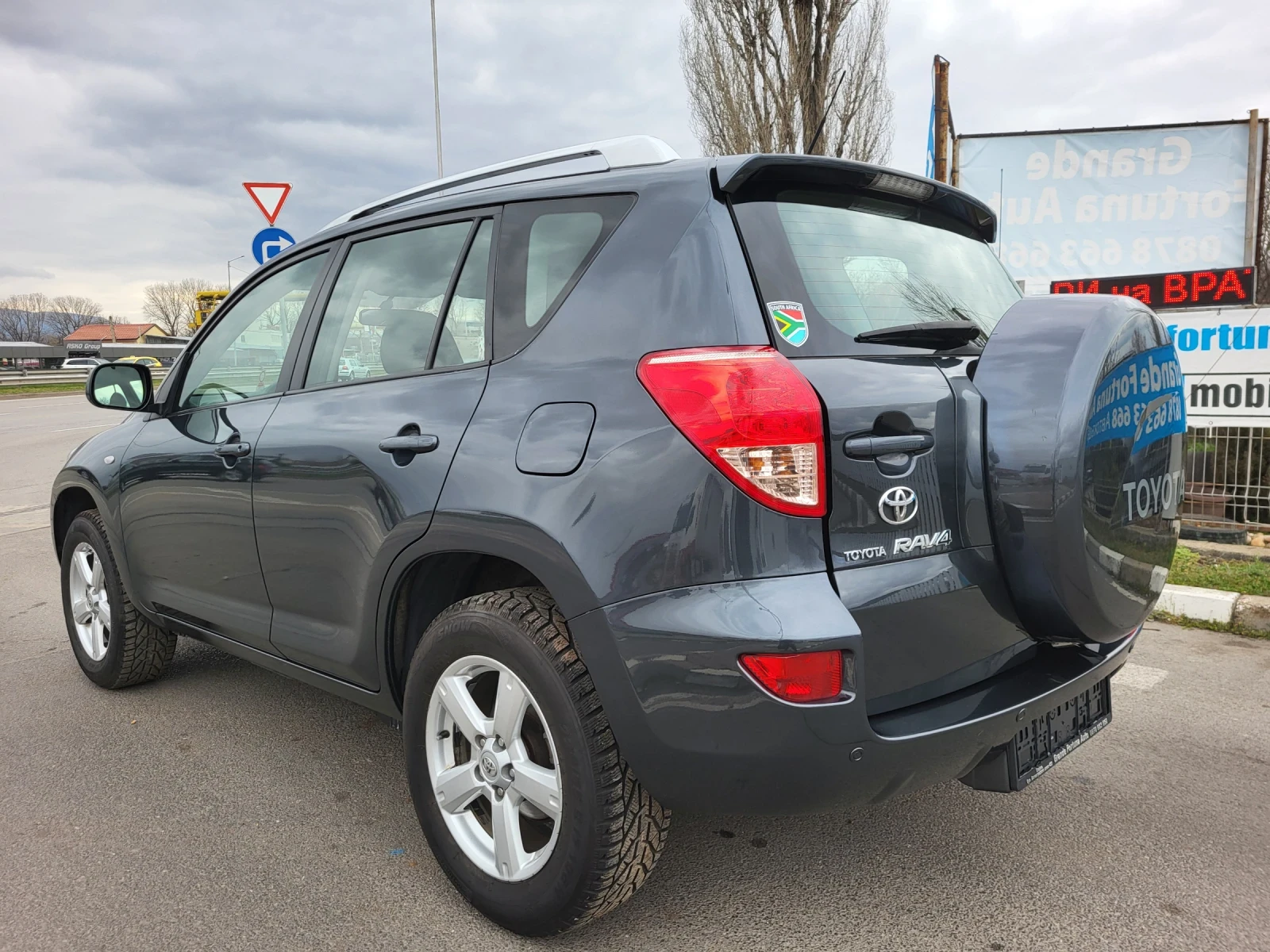 Toyota Rav4 2.0 16V 152 KC VVT-i 4X4 167696 KM !!!, снимка 7 - Автомобили и джипове - 53903938