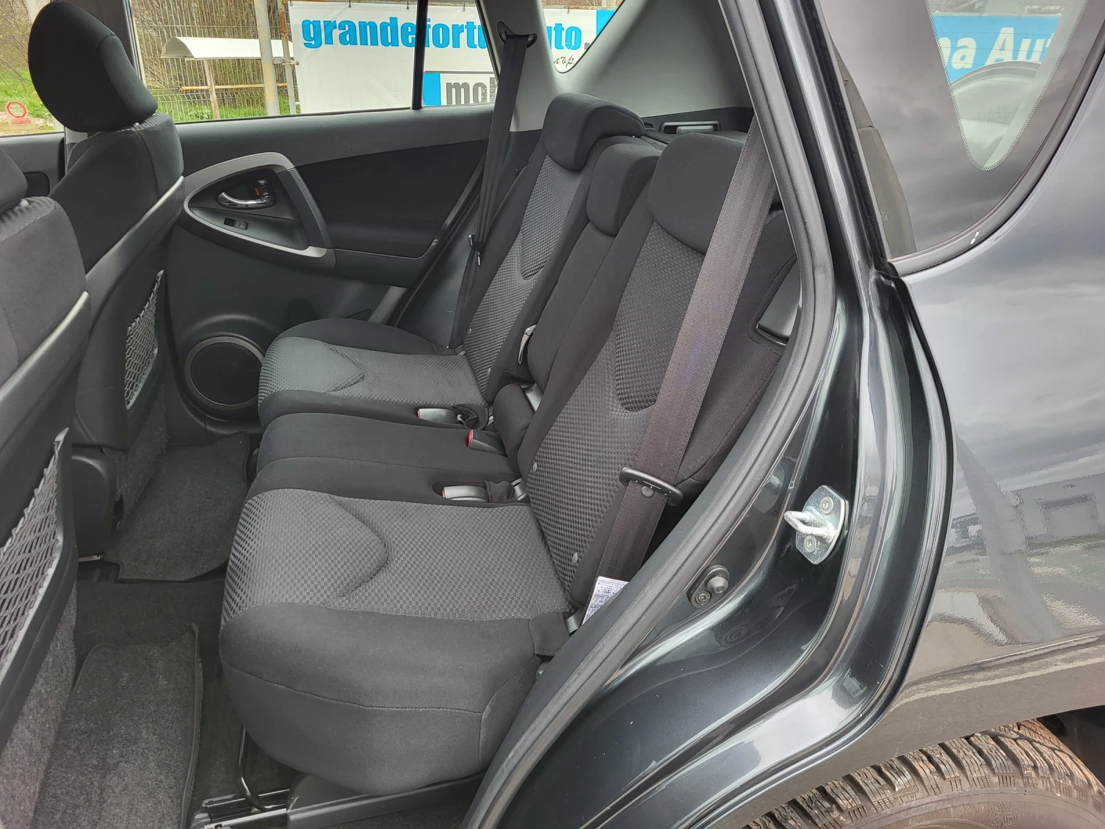 Toyota Rav4 2.0 16V 152 KC VVT-i 4X4 167696 KM !!!, снимка 12 - Автомобили и джипове - 53903938