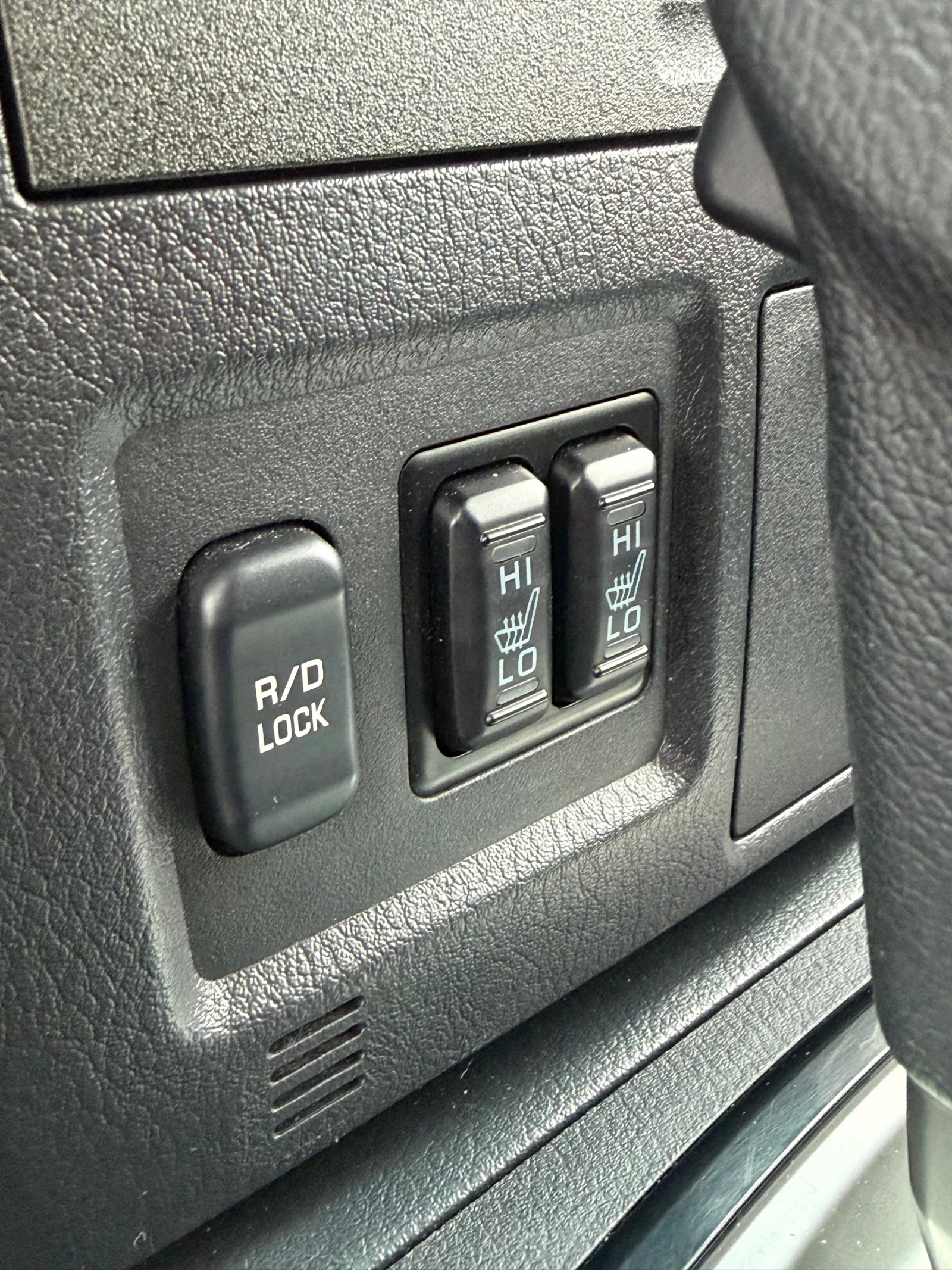 Mitsubishi Pajero 3.2 DI-D EVRO6, снимка 14 - Автомобили и джипове - 54730906