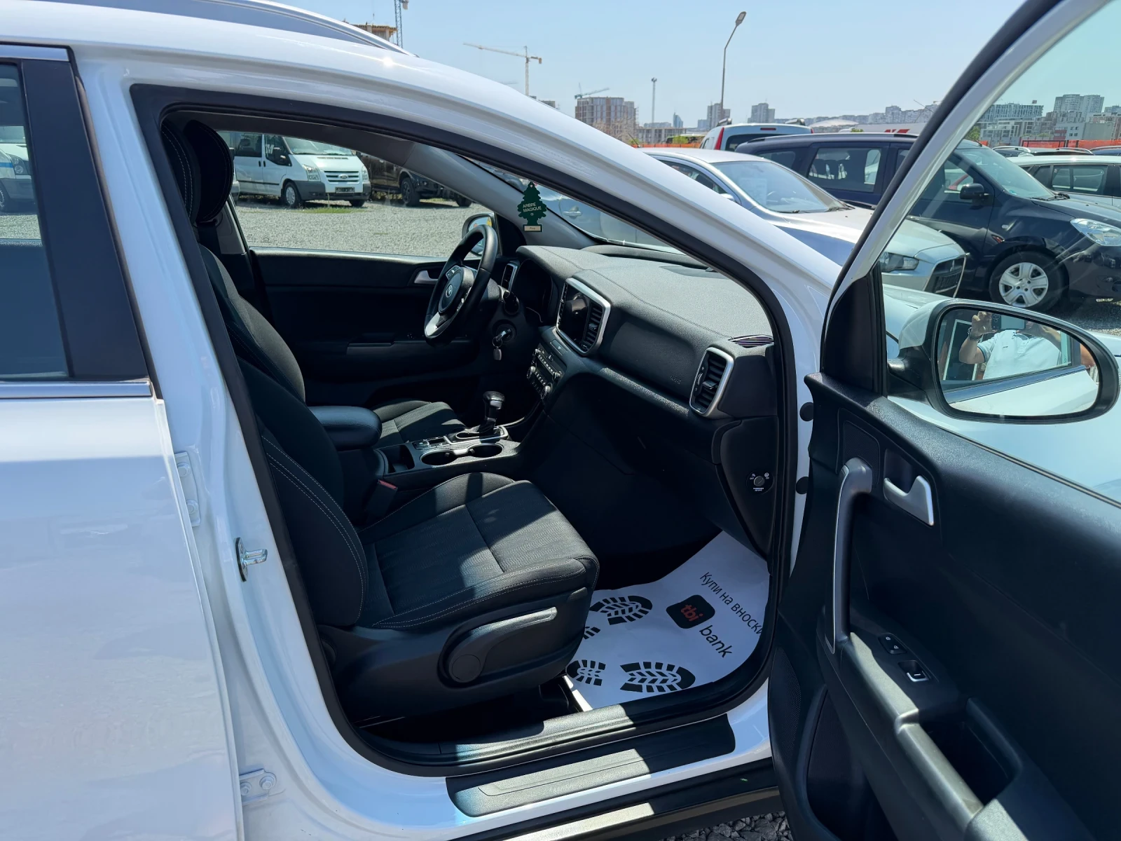 Kia Sportage 1.6 CRDI HYBRID FACE KAMERA CARPLAY, снимка 10 - Автомобили и джипове - 55557861