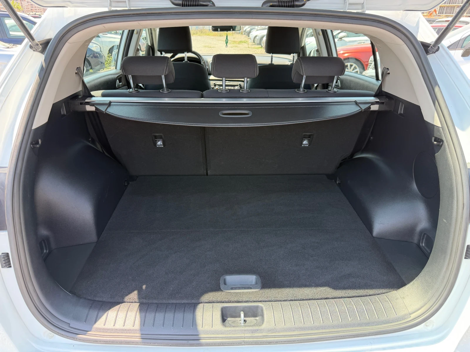 Kia Sportage 1.6 CRDI HYBRID FACE KAMERA CARPLAY, снимка 7 - Автомобили и джипове - 55557861