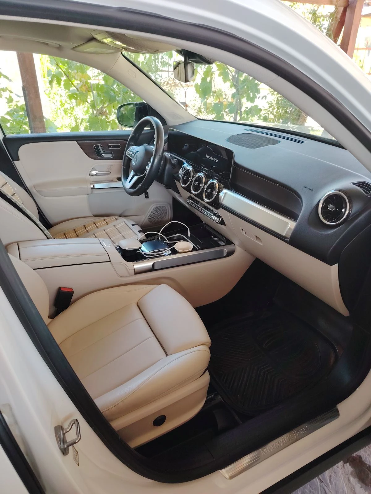 Mercedes-Benz GLB 250, снимка 12 - Автомобили и джипове - 55711419