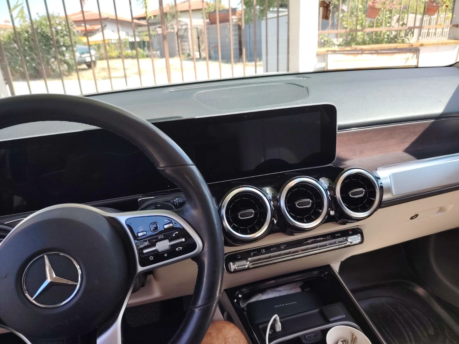 Mercedes-Benz GLB 250, снимка 9 - Автомобили и джипове - 55711419