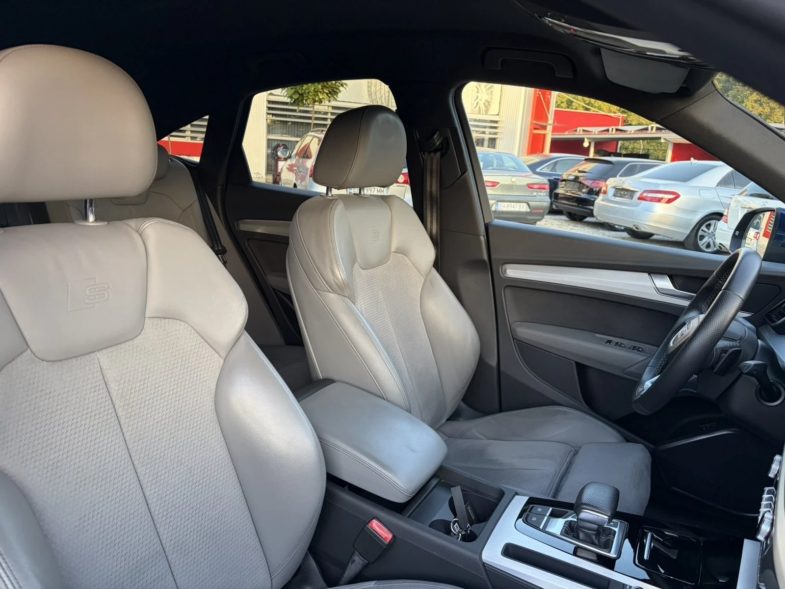 Audi Q5 S-line, снимка 14 - Автомобили и джипове - 56111693
