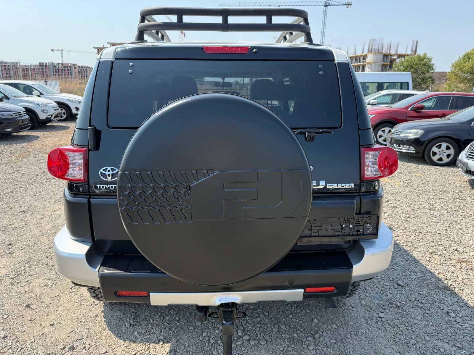 Toyota Fj cruiser 4.0i CH AUTOMAT 4x4, снимка 5 - Автомобили и джипове - 56129488