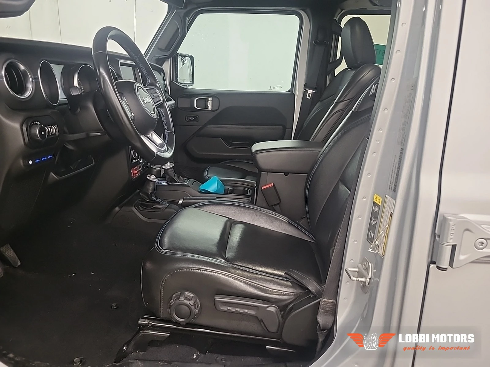 Jeep Wrangler, снимка 5 - Автомобили и джипове - 56392191