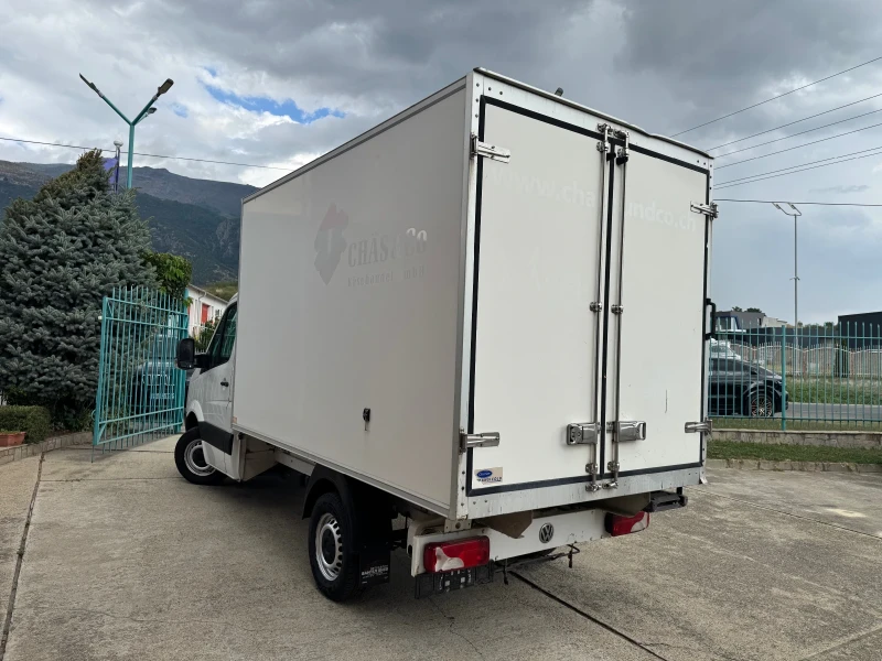 VW Crafter 2.0TDI* Хладилен + Ток* 3.50 метра фургон, снимка 6 - Бусове и автобуси - 41864136