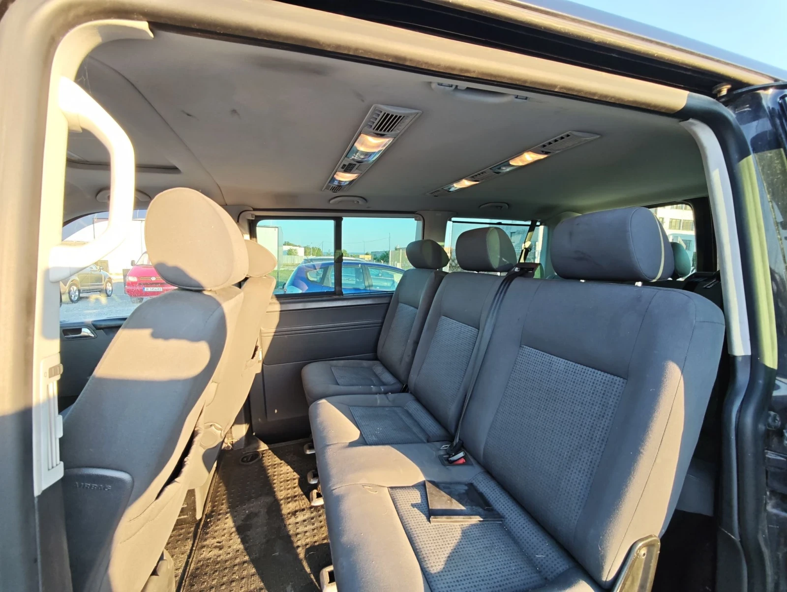 VW T5 Пътнически Caravelle!, снимка 11 - Бусове и автобуси - 55747254