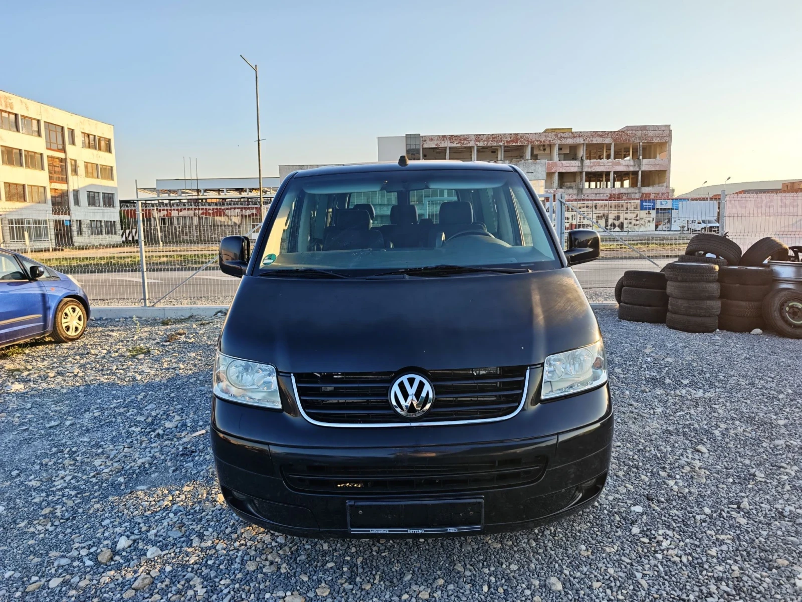 VW T5 Пътнически Caravelle!, снимка 2 - Бусове и автобуси - 55747254