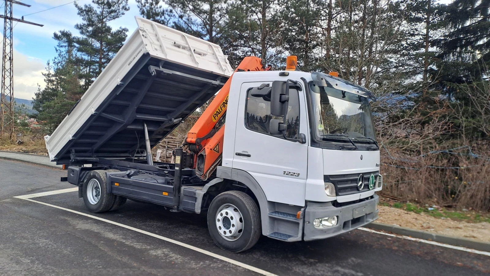 Mercedes-Benz Atego 1223 Самосвал с кран , снимка 1