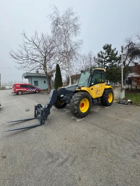 Телескопичен товарач New Holland LM 430 ATPTHC, снимка 1