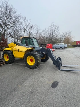 Телескопичен товарач New Holland LM 430 ATPTHC, снимка 3