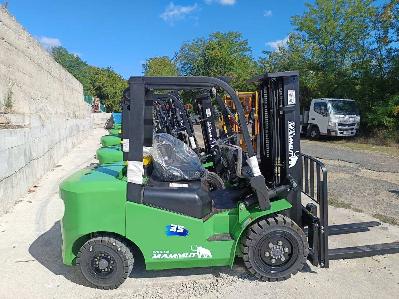 ������� Komatsu  ���� �������� 3, 5 ���� | Mobile.bg � ����������� 7