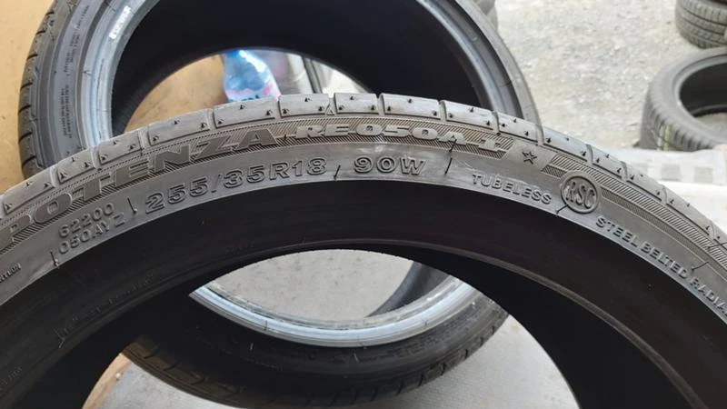 Гуми Летни 255/35R18, снимка 8 - Гуми и джанти - 28771211