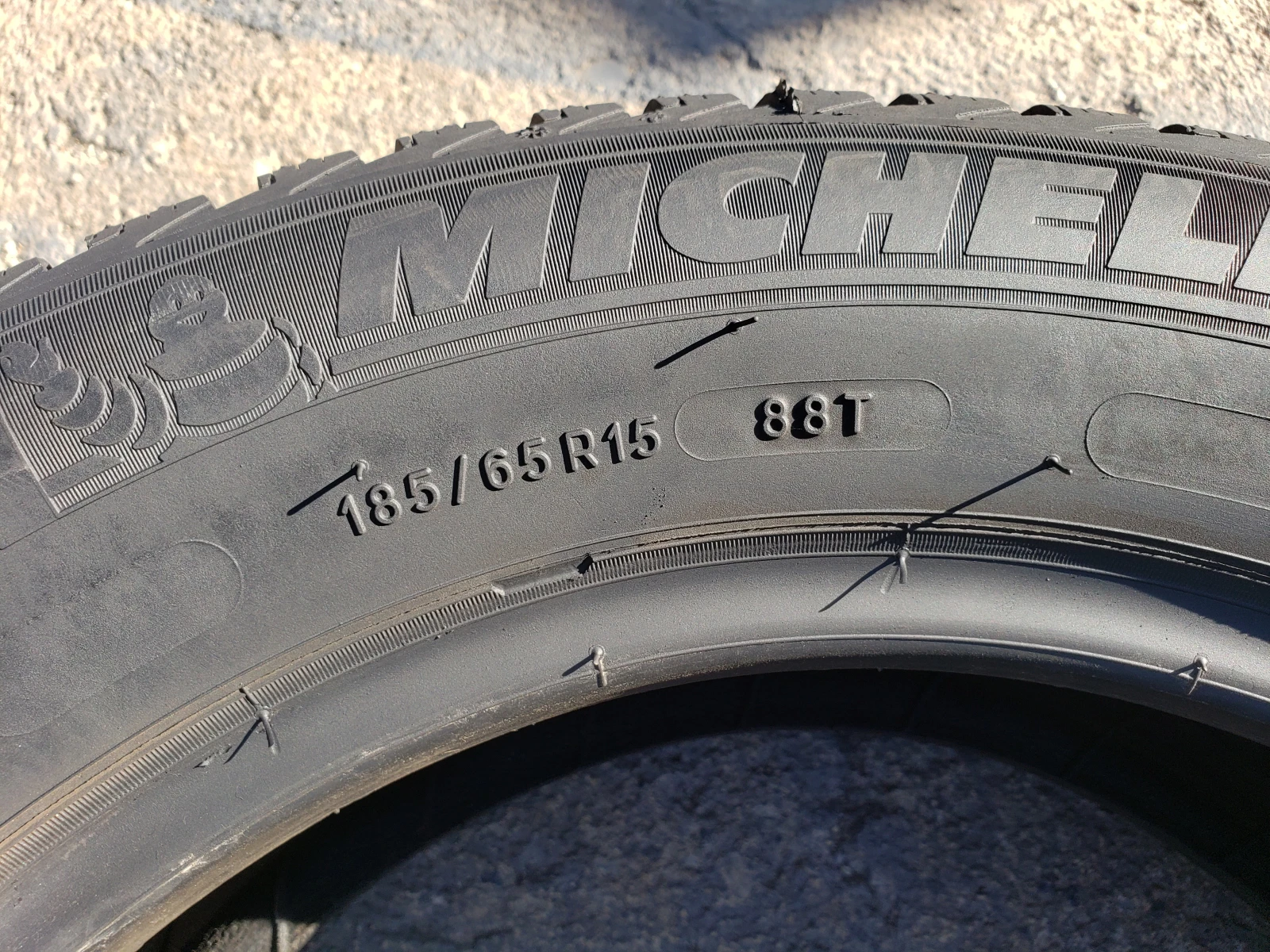 Гуми Зимни 185/65R15, снимка 8 - Гуми и джанти - 56001844
