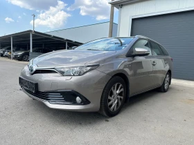 Toyota Auris 1.8-Хибрид, снимка 1