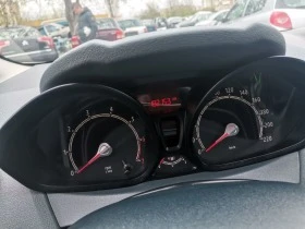 Ford Fiesta 1.2i 5врати , снимка 15