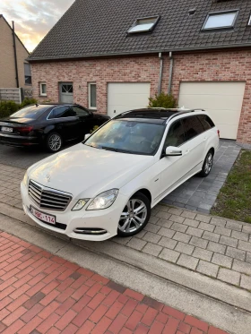 Mercedes-Benz E 200 Нов внос от Белгия Уникален!!, снимка 3
