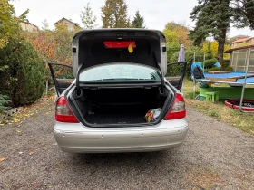 Mercedes-Benz E 320, снимка 5