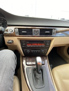 BMW 330, снимка 14 - Автомобили и джипове - 45760905