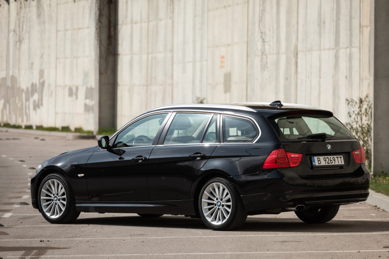 BMW 318 Facelift E91, снимка 3 - Автомобили и джипове - 44772898