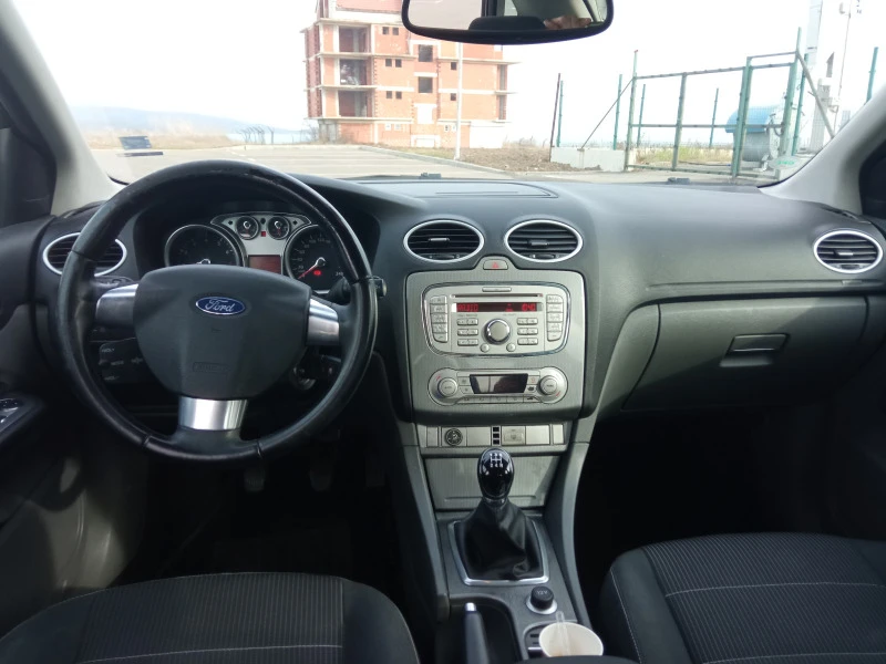 Ford Focus, снимка 8 - Автомобили и джипове - 47271593