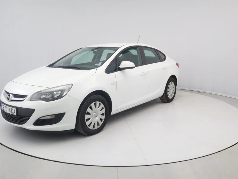 Opel Astra 1.6 CDTi, снимка 1 - Автомобили и джипове - 46562344