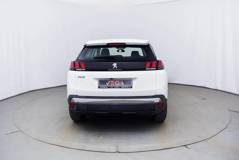 Peugeot 3008 1.5 HDI E6, снимка 4 - Автомобили и джипове - 46700338