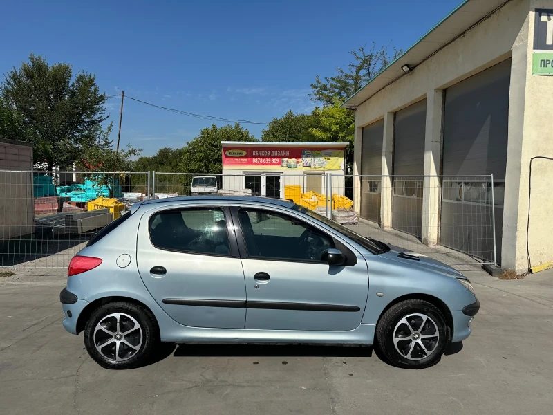 Peugeot 206 1.4 75 коня Бензин/Газ СПЕШНО, снимка 7 - Автомобили и джипове - 47164340