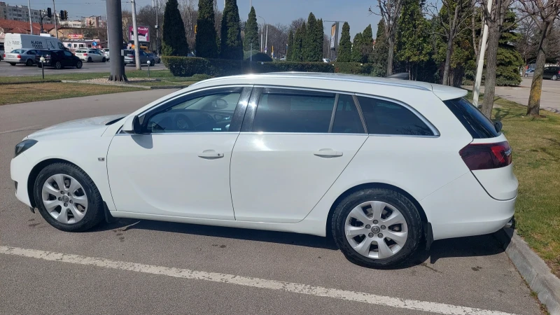 Opel Insignia, снимка 3 - Автомобили и джипове - 49594706