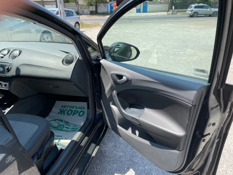 Seat Ibiza 1.2 BENZIN, снимка 9 - Автомобили и джипове - 51016313