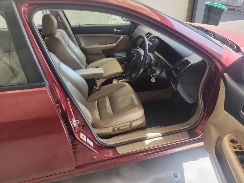 Honda Accord, снимка 8 - Автомобили и джипове - 51643801