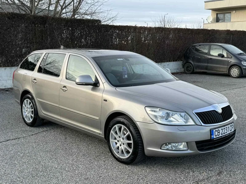 Skoda Octavia 2, 0 TDI DSG L&K, снимка 2 - Автомобили и джипове - 52406529